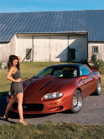 0802gm_01_z+2002_chevy_camaro+.jpg