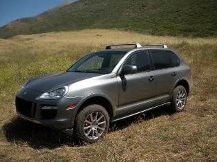 09 GTS.JPG
