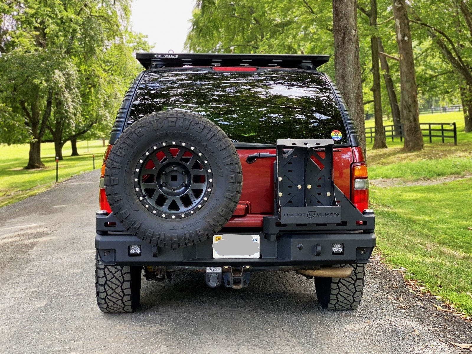 2000-2006 Suburban Dual Swing Out Rear Bumper 1.jpg