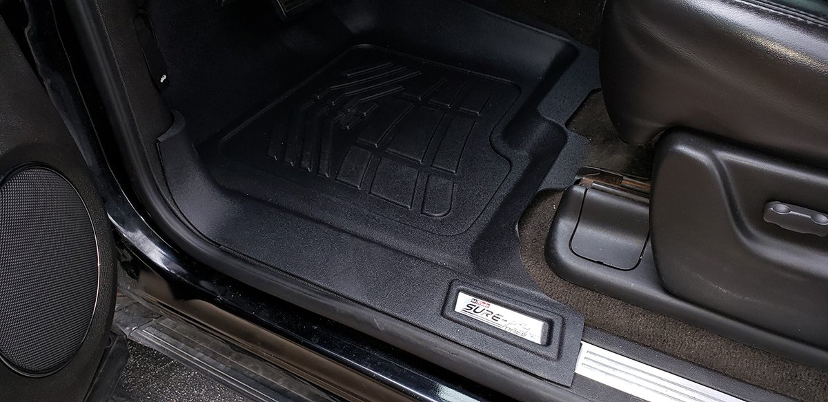 2007_Escalade_Westin_Wade_Floor_Mats.jpg