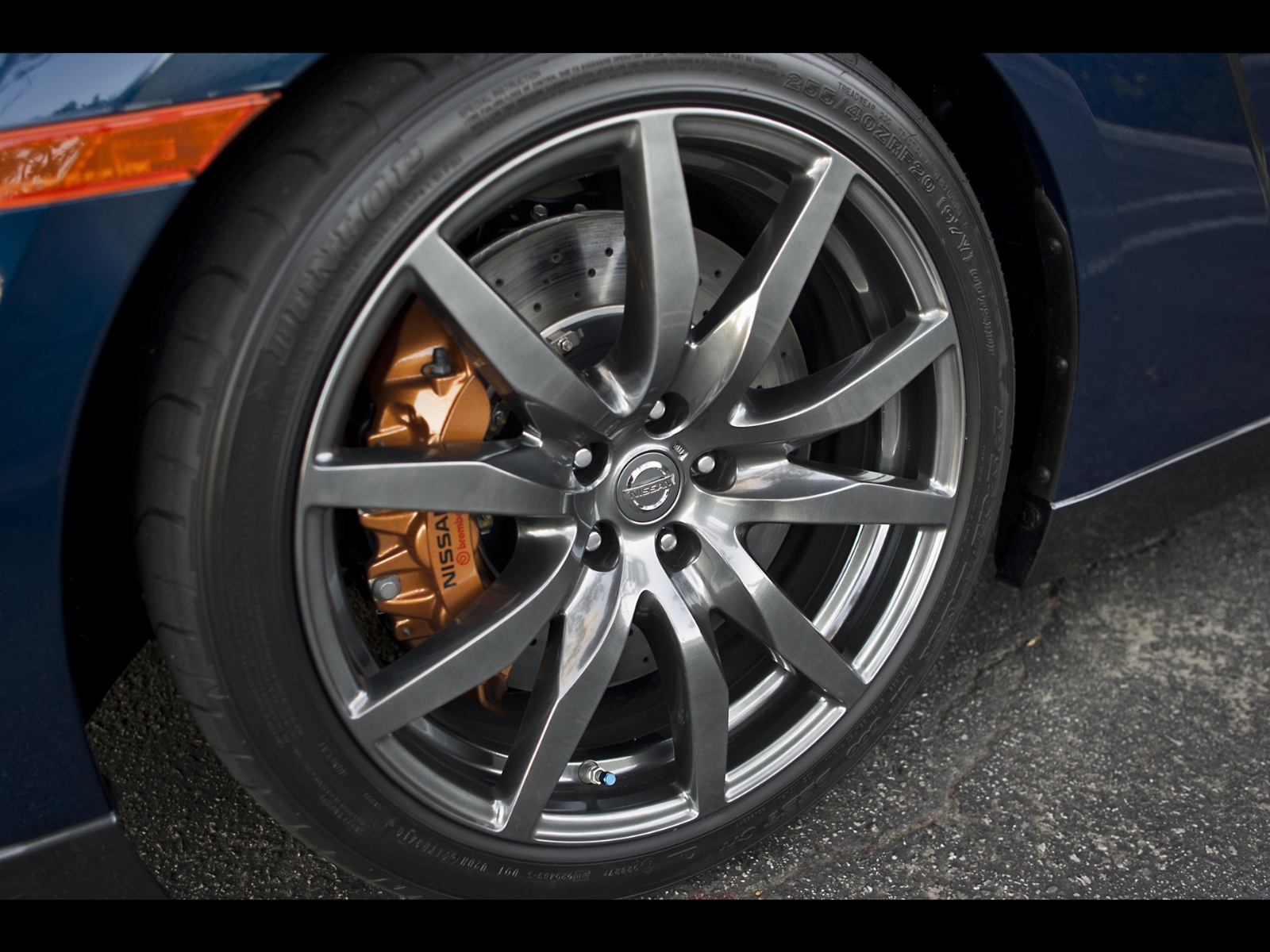 2012-Nissan-GTR-Wheel-2-1920x1440.jpg