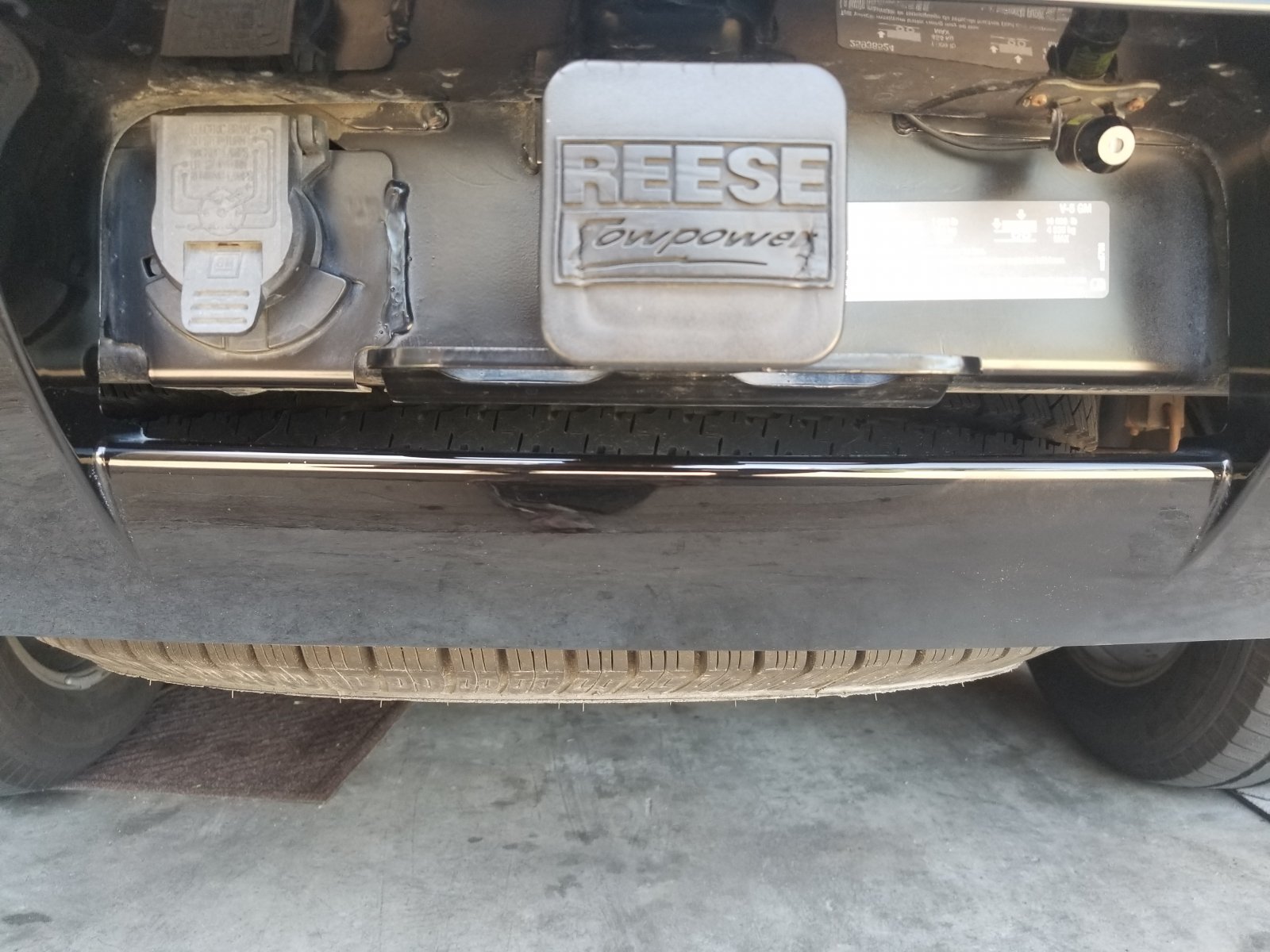 2013 Tahoe hitch.jpg