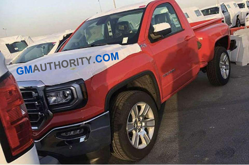 2018-GMC-Sierra-1500-Flareside-Stepside-spy-shot.jpg