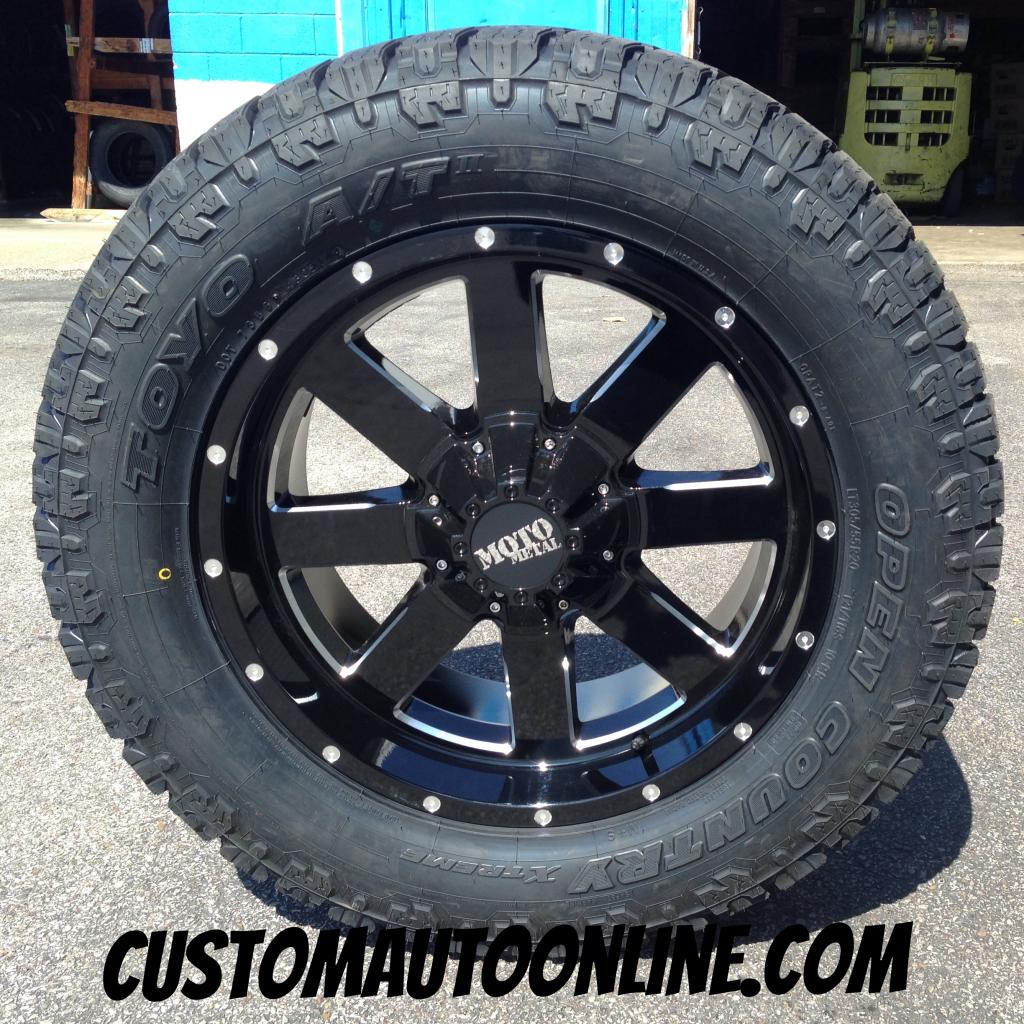 20x9-moto-metal-mo962-black-wheel-rim-3055520-toyo-open-country-at2-tire.jpg