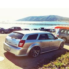 35286c0072cfe49e28a1c83b2b736239--dodge-magnum-custom-cars.jpg