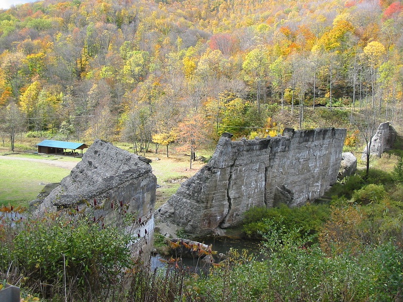 Austin_Dam_2.jpg