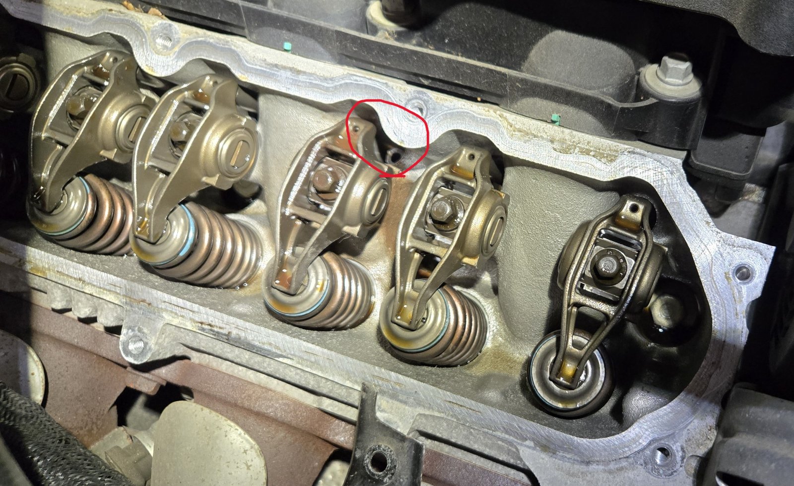 broken-pushrod-1.jpg
