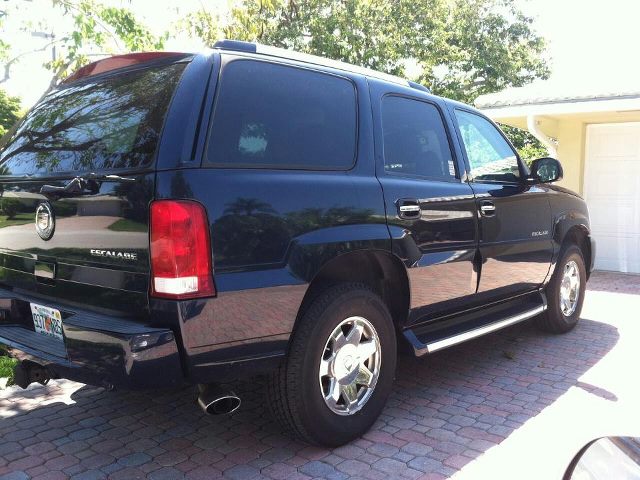escalade1.jpg