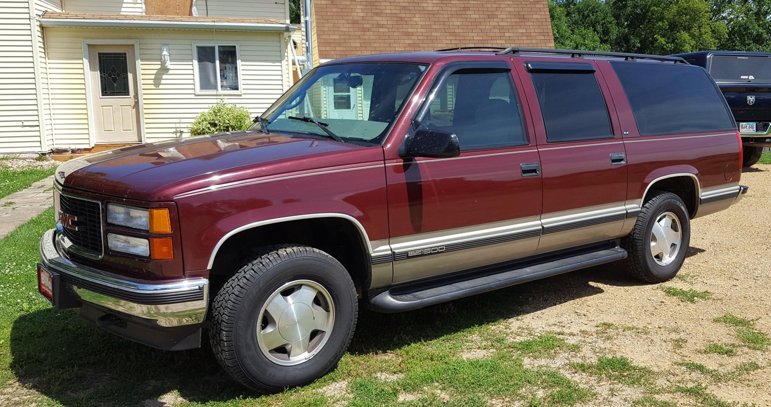 gmc suburban (1) - Copy.jpg