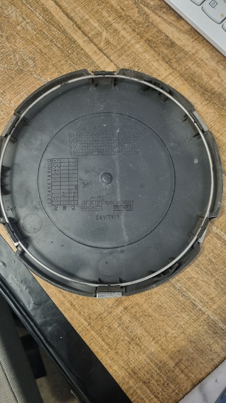 Inside hub cap.jpg