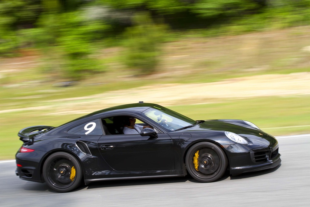 JTI%20Roebling%20Apr%202016%20White%20Vette%20Black%20Porsche_030_zpsgwx4ugbp.jpg