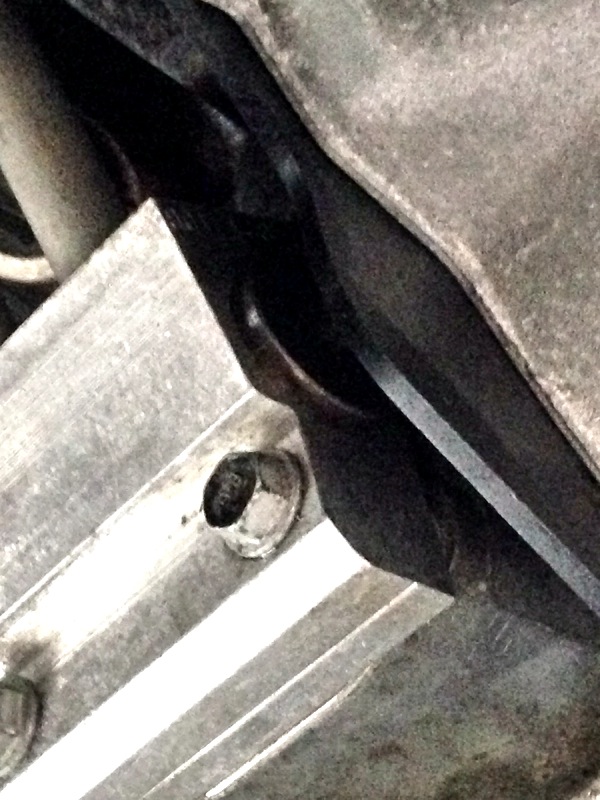 oilcoolerplug-vi.jpg