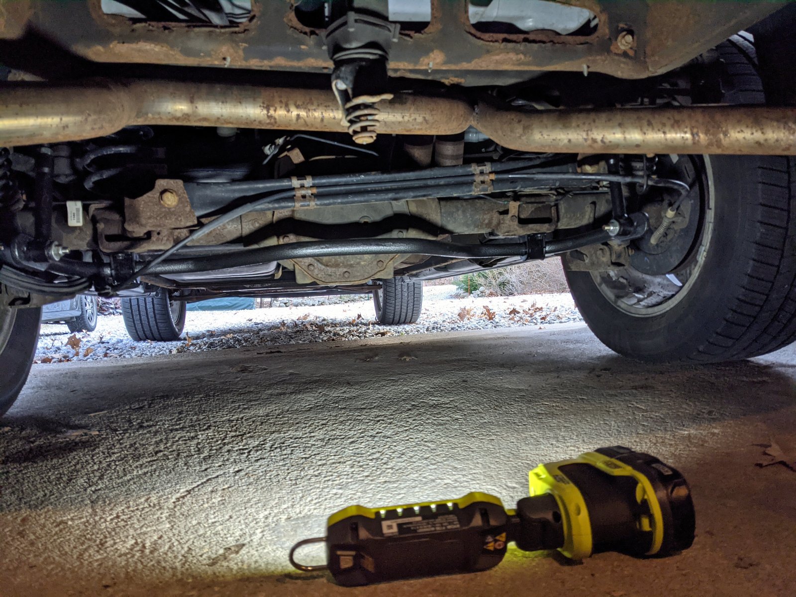 Rear Sway Bar Installed.jpg