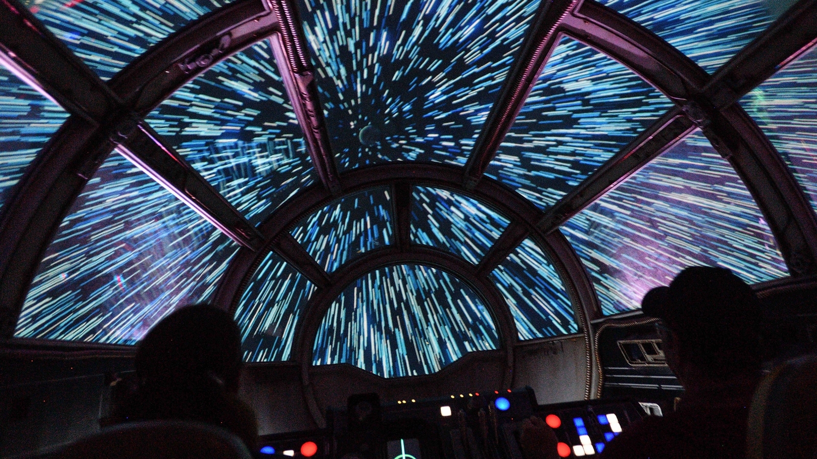science_millenium-falcon_1152527228.jpg