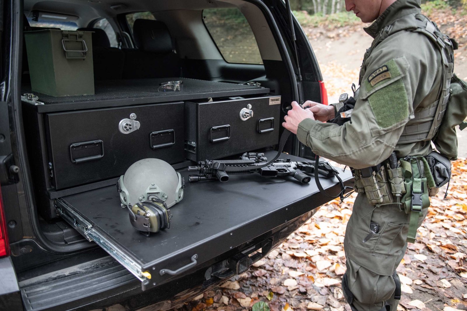 SUVSeries_BaseLine_2DrawerMagnum_2016_Chevy_Tahoe_HiRes-16.jpg