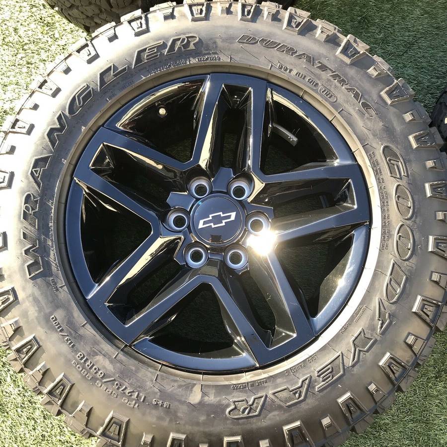 Tires 2.jpg