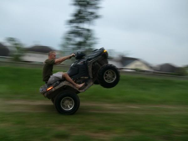 wheelie.jpg