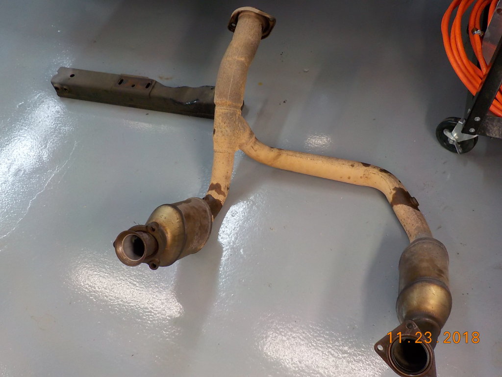 Yukon Y pipe.JPG