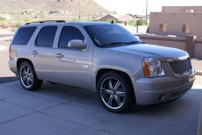 SideYukon.jpg SideYukon.jpg