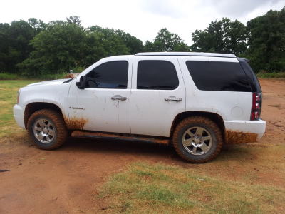 22 on 33s or 24s on 33s Chevy Nissan Tahoe gmc yukon for Sale in Mesa, AZ -  OfferUp