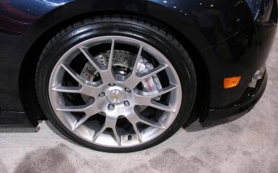 2012-Chevrolet-Cruze-Dusk-Concept-wheelsJPG_zpsaadf9e8e.jpg