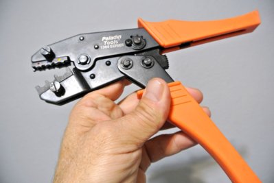 crimper.jpg crimper.jpg