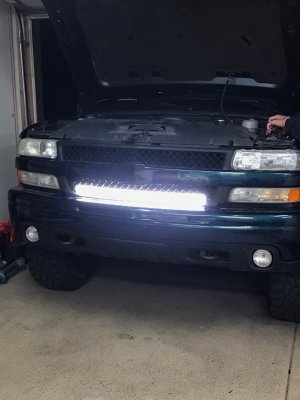 Lightbar mounted on.jpg