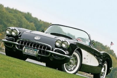 corp-0908-021959-chevrolet-corvettefront-headlights.jpg