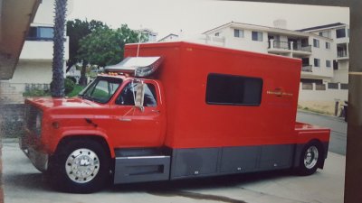 Wendt truck cab.jpg Wendt truck cab.jpg