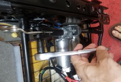 Remove the bolts holding the motors.JPG Remove the bolts holding the motors.JPG
