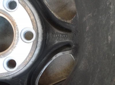 2004 Chevy Tahoe OEM Wheel Size_resized.jpg