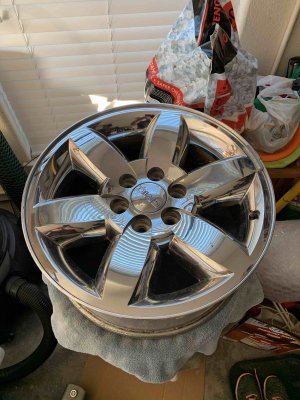 20" Yukon Wheel 1.jpg