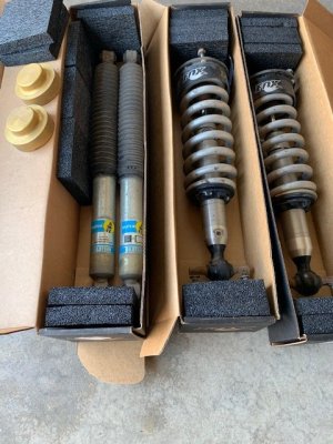 2.0 Fox Coilover LEVEL KIT - pic 1.jpg