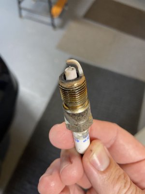 Oil Leak & Oil on 1 spark plug Chevy Tahoe Forum GMC Yukon Forum