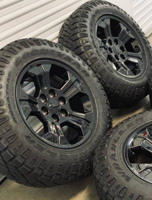 Silveradowheel2018-18.jpg Silveradowheel2018-18.jpg
