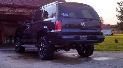 Escalade.jpg2.jpg Escalade.jpg2.jpg
