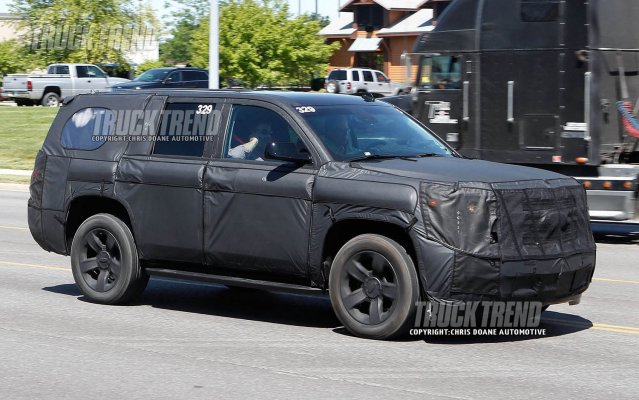Spied-2014-Chevrolet-Tahoe-front-view-in-motion.jpg