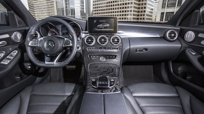 mercedes-benz-c300-interior.jpg