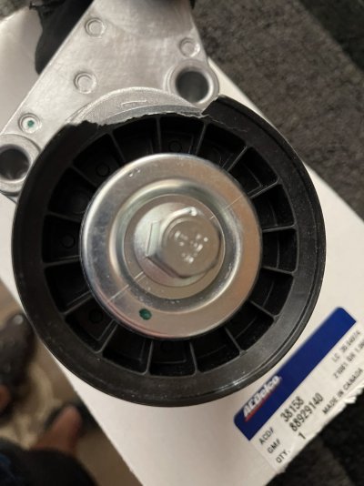 ac delco tensioner broke in pkg 081.JPG