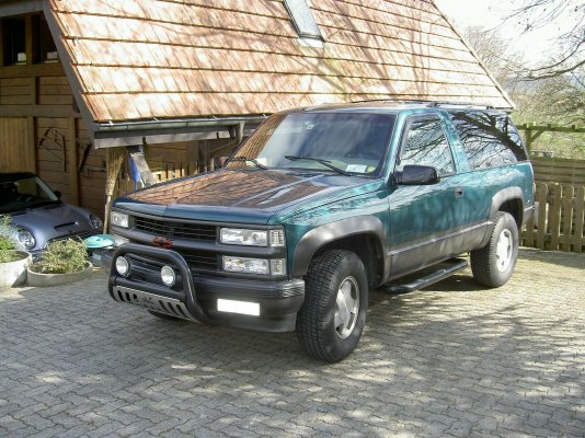 1996ChevroletTahoe_00001.JPG