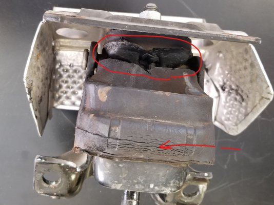 2013 Tahoe motor mount crack.jpg