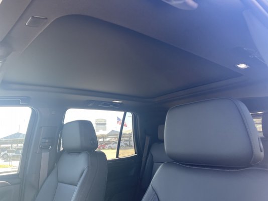 z71 interio.jpg