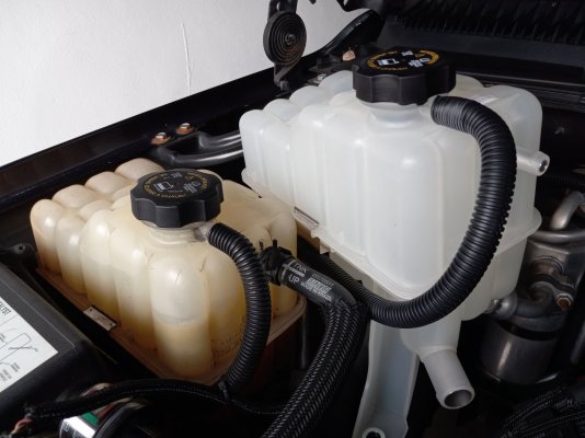 Yukon coolant tank.jpg