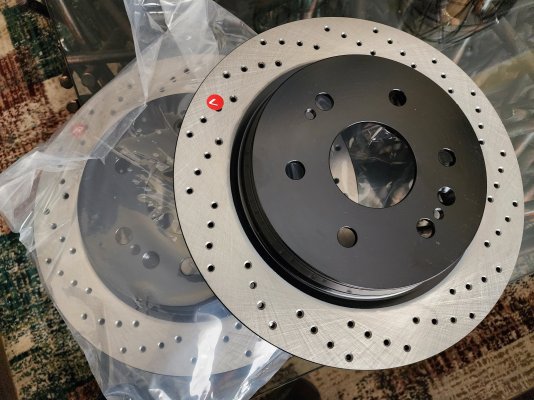 Brembo Cross Drilled Rears.jpg