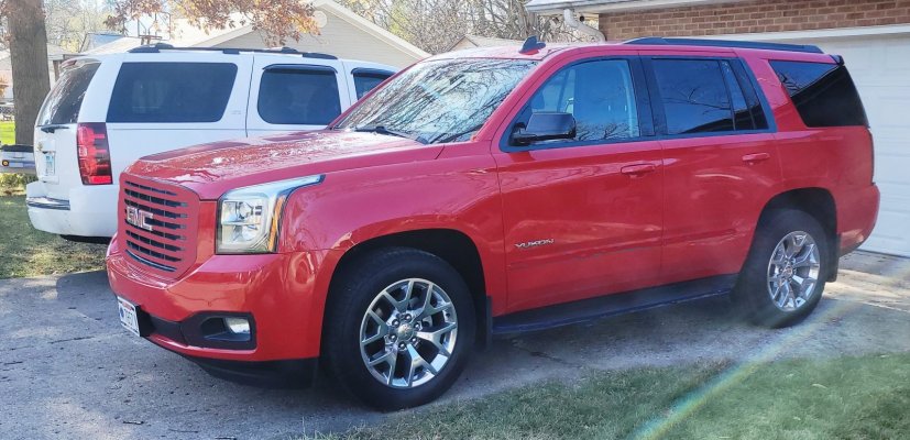 2017 Yukon Red grill.jpg