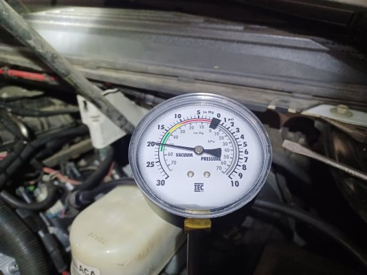 Booster Hose Plugged with Gauge @ Idle.jpg