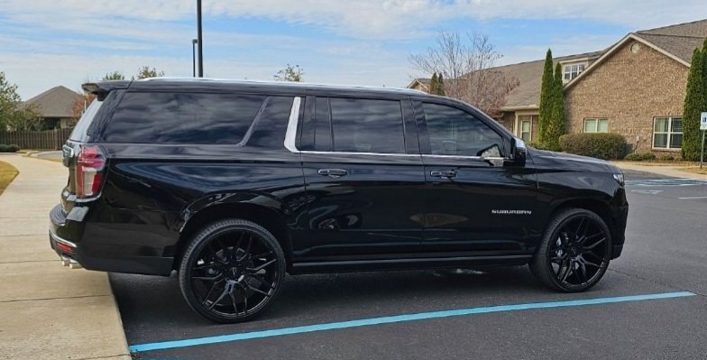 2023 Suburban.jpg