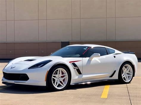 C7 White.jpg