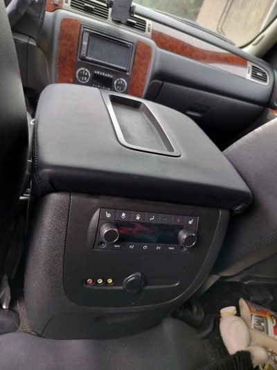 armrest2.jpg