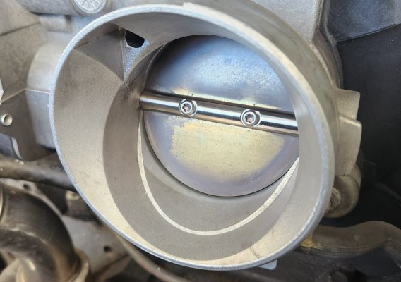 Throttle body 3.jpg
